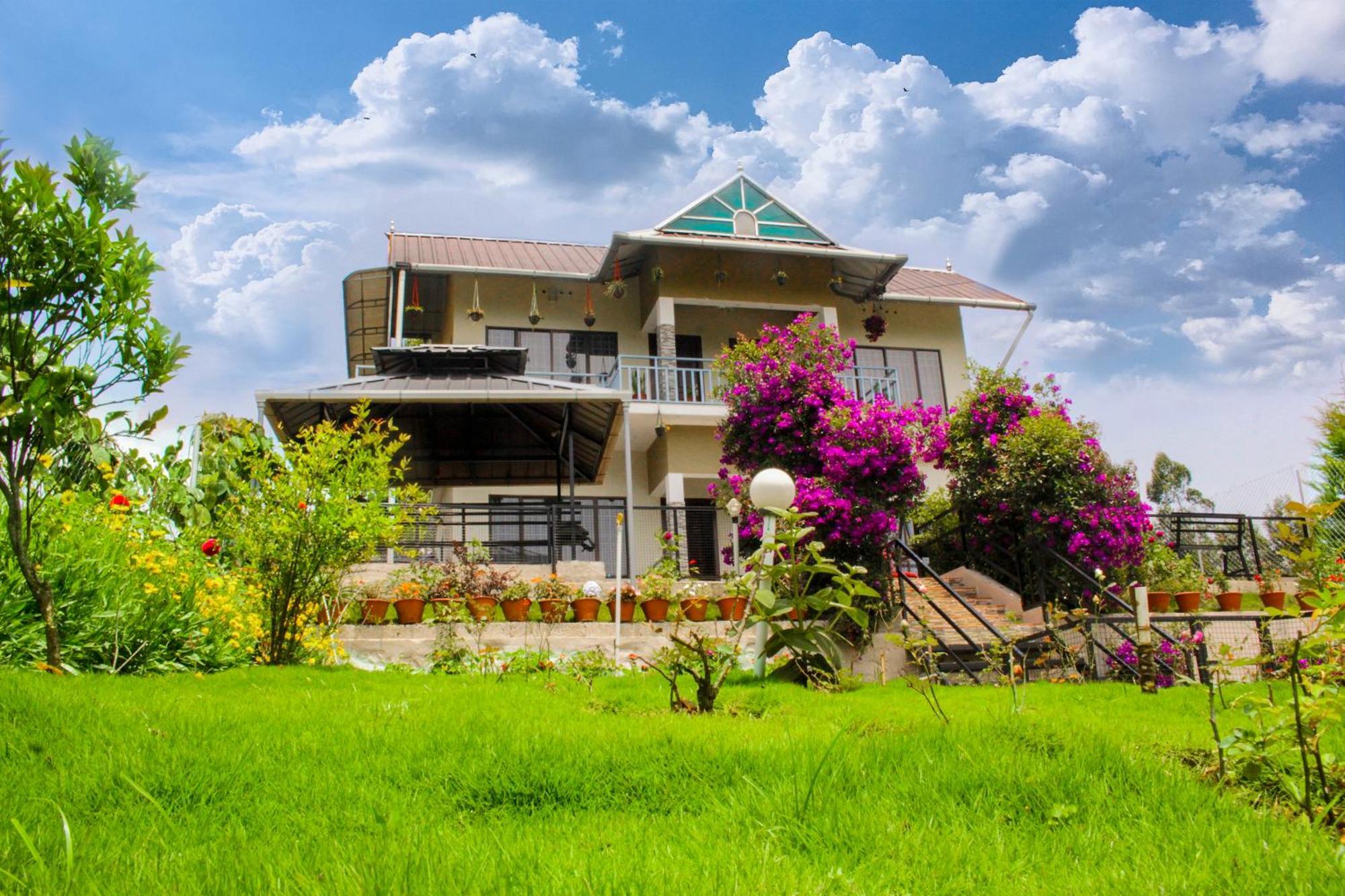 Blue Lake Kanthalloor Exterior photo
